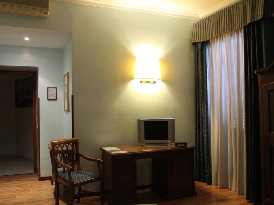 Hotel Fiori Рим Экстерьер фото